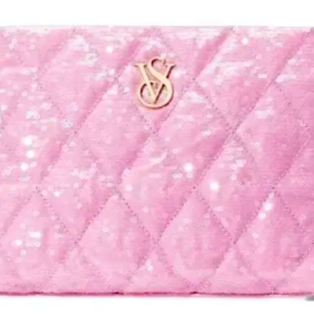 Victoria Secrets Pink Make Up Bag.